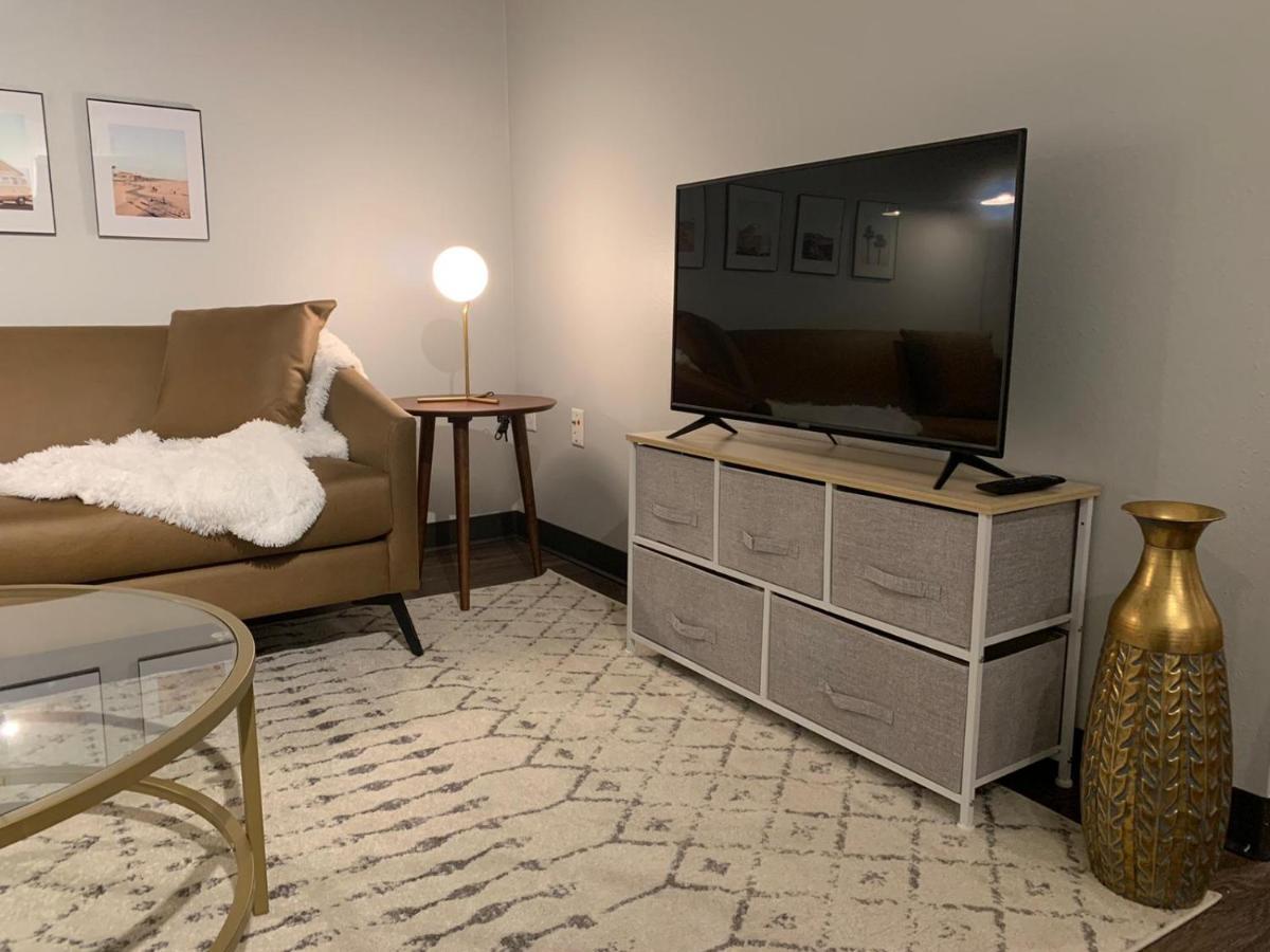 Sleepover Iconic Des Moines Apartments Extérieur photo